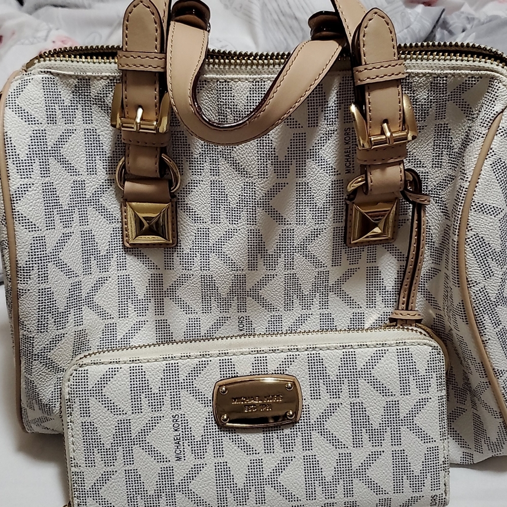 Michael Kors handbag and Wallet